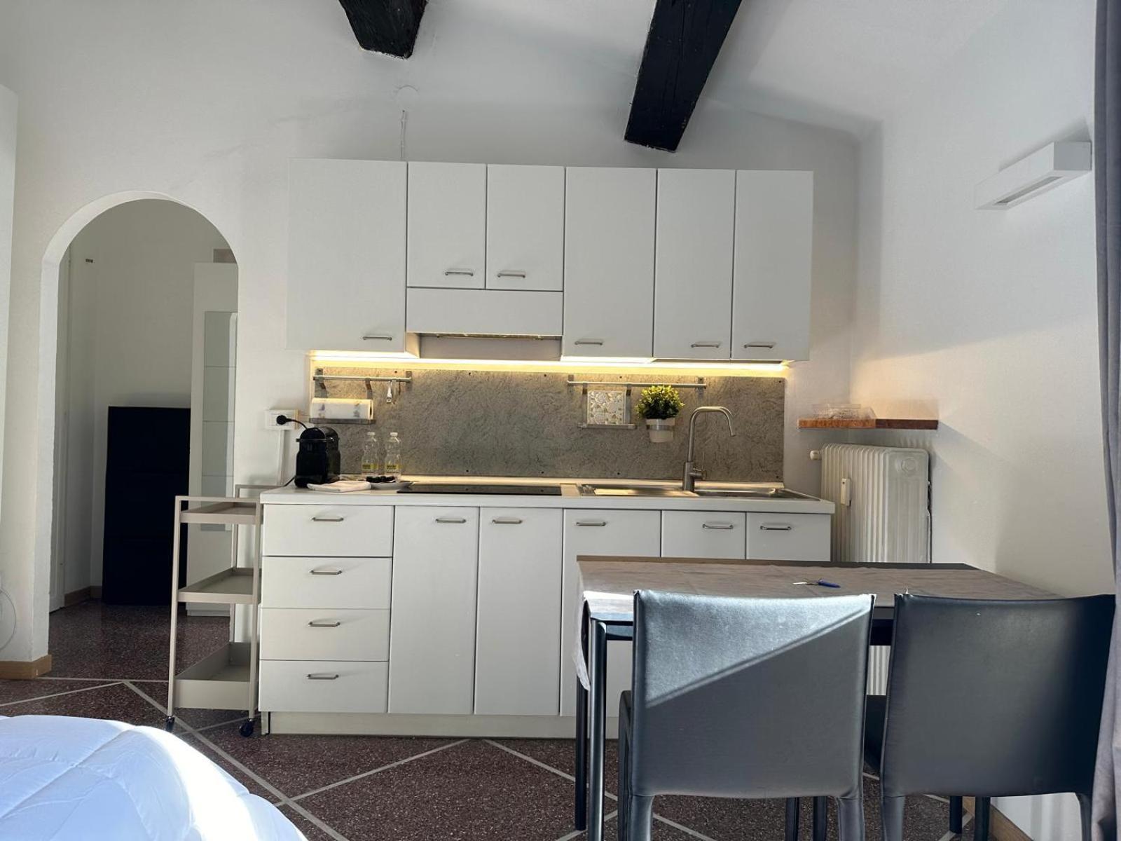 Welc-om Savonarola Open Space Apartment *